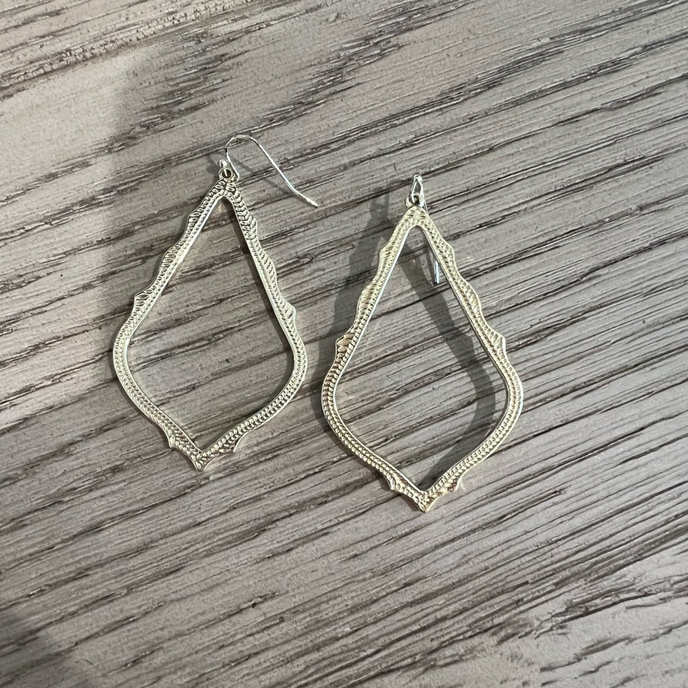 Gold Kendra Scott earrings